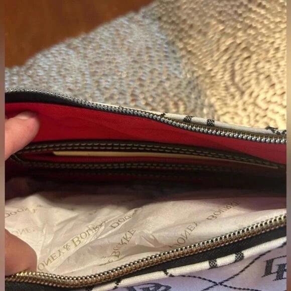 Dooney & Bourke Maxi Quilt Small Kiley‎ Hobo - NWT (New) - Picture 6 of 6